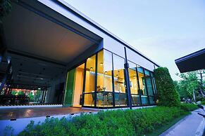 Chatnipa Beach Resort