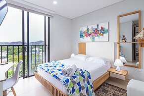 Comfortable and Modern Apartment With a Pool