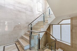 Treebo Premium Vinnie