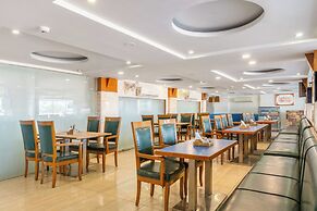 Treebo Premium Vinnie