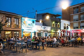 Private Pool, Garden, Barbecue and Beach Nearby