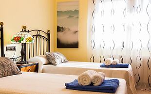 Private Pool, Garden, Barbecue and Beach Nearby