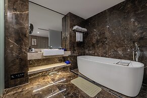 CNHOL RADIENT HOTEL