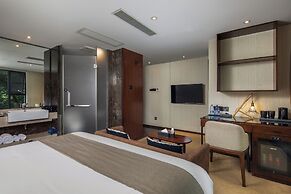 CNHOL RADIENT HOTEL