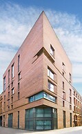 Chic Two-bedroom Haven in the Northern Quarter