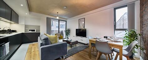 Stylish Two-bedroom Flat in the Northern Quarter