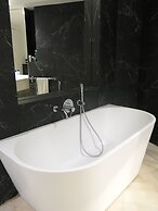 Luxe Seine Od on Citycosy