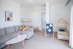 Mantis Seaside Houses