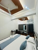 Enroute Delight Residency