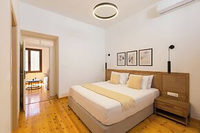 Old Town Charm-Cozy 2BR with Rooftop