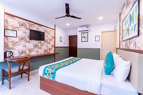 Treebo Emirates Suites Indiranagar
