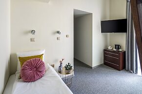 The Royal Patch Aparthotel