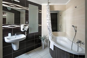 The Royal Patch Aparthotel