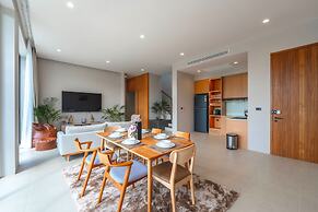 Modern 2-Level Pool Villa Long One A5