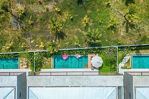 Modern 2-Level Pool Villa Long One A5