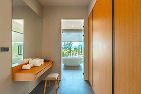 Modern 2-Level Pool Villa Long One A5