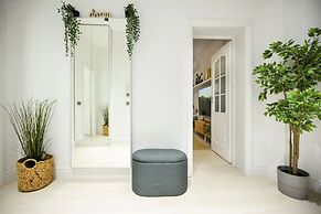 Aiastay Bucharest River Apartments