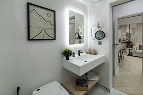 Aiastay Bucharest River Apartments