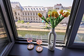 Aiastay Bucharest River Apartments