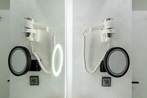 Aiastay Bucharest River Apartments