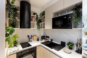 Aiastay Bucharest River Apartments