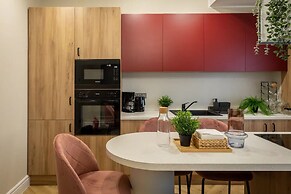 Aiastay Bucharest River Apartments