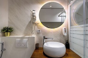 Aiastay Bucharest River Apartments