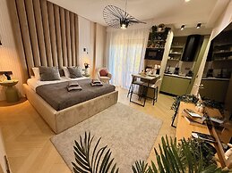 Aiastay Bucharest River Apartments