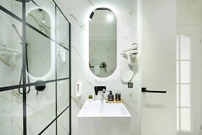 Aiastay Bucharest River Apartments