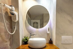 Aiastay Bucharest River Apartments