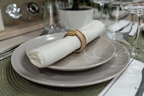 Aiastay Bucharest River Apartments