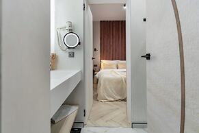 Aiastay Bucharest River Apartments