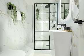 Aiastay Bucharest River Apartments