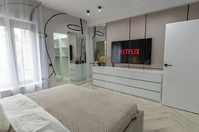 Aiastay Bucharest River Apartments