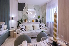 Aiastay Bucharest River Apartments