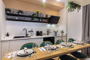 Aiastay Bucharest River Apartments