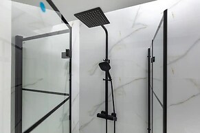 Aiastay Bucharest River Apartments