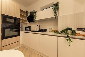 Aiastay Bucharest River Apartments