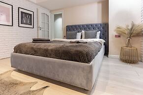 Aiastay Bucharest River Apartments