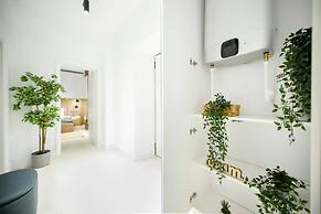 Aiastay Bucharest River Apartments