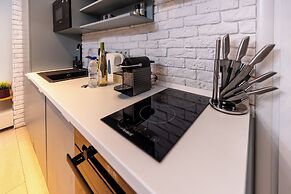 Aiastay Bucharest River Apartments