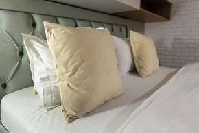 Aiastay Bucharest River Apartments