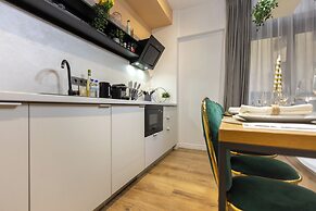 Aiastay Bucharest River Apartments