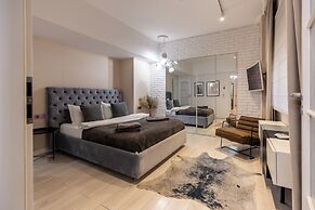 Aiastay Bucharest River Apartments