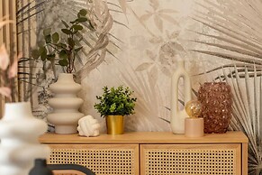 Aiastay Bucharest River Apartments