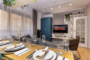 Aiastay Bucharest River Apartments