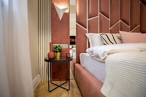 Aiastay Bucharest River Apartments