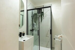 Aiastay Bucharest River Apartments