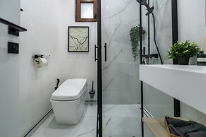 Aiastay Bucharest River Apartments