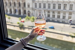 Aiastay Bucharest River Apartments